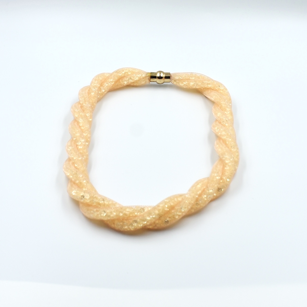 Collar de rejilla tono dorado