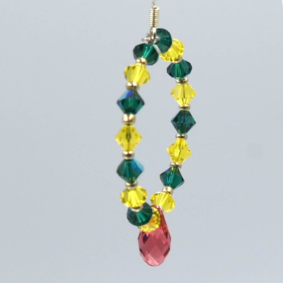 Pendientes tipo corona con cristal austriaco verde y limón. Gota color padparadscha