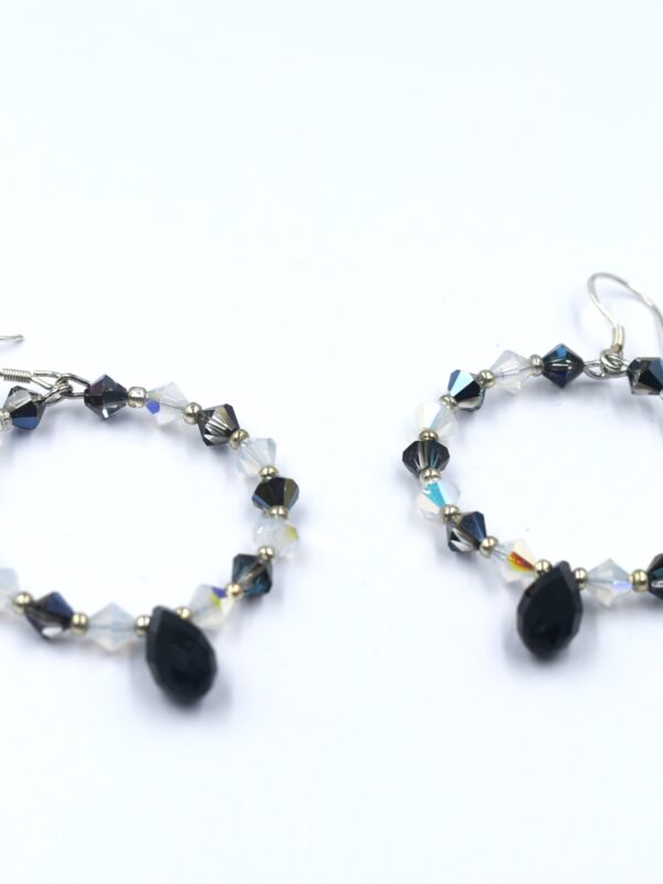 Pendientes tipo corona con cristal austriaco negro y transparente AB