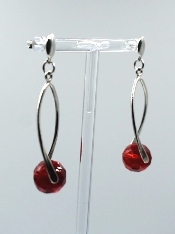 Pendientes midi de plata 925 con cristal checo color rojo siam