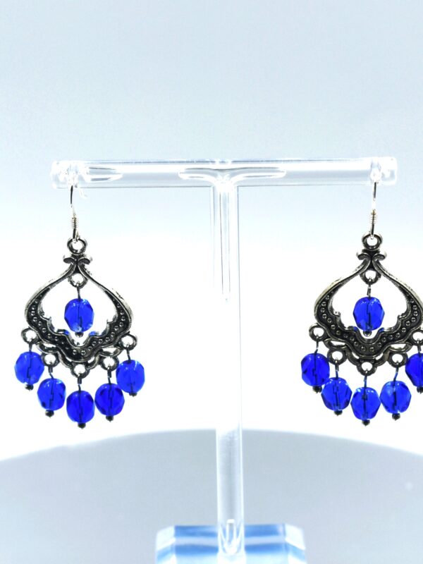 Pendientes de zamak con cristal color cobalto