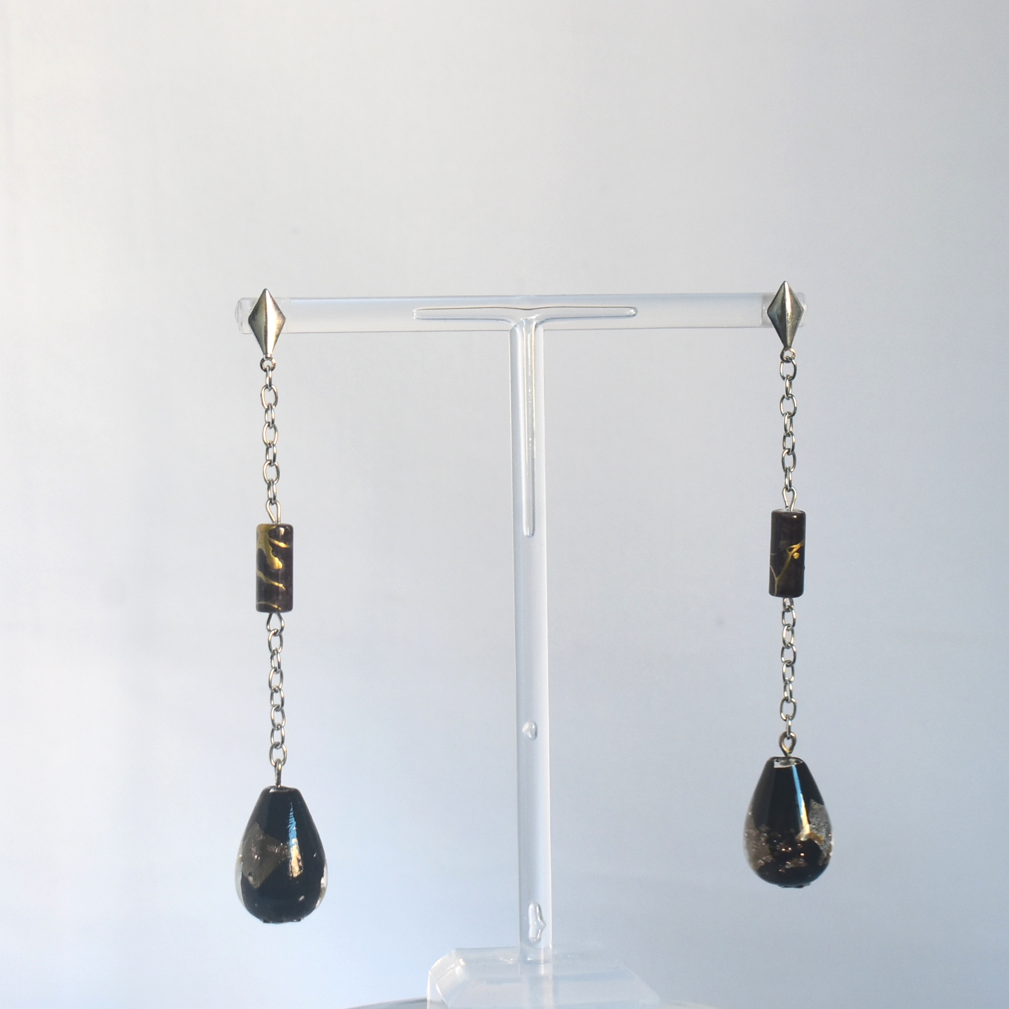 Pendientes largos de cristal negro y plata