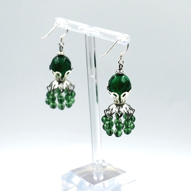 Pendientes de plata y zamak con cristal color verde