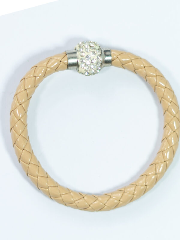 Pulsera con cierre de shamballa